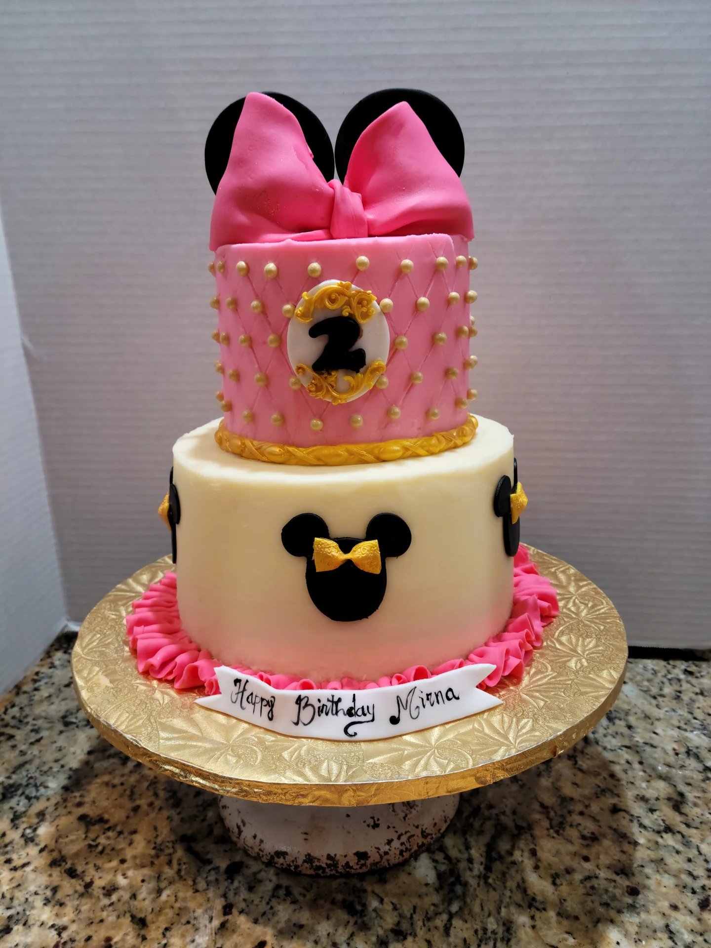 Minnie mouse 1st birthday / Birthday Pink and gold Chanel Minnie Mouse